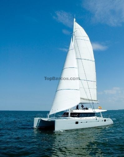 Sunreef Yachts 62 sailing