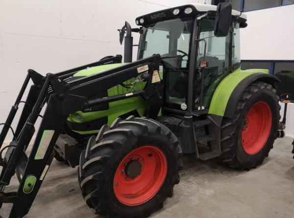 CLAAS Ares 577