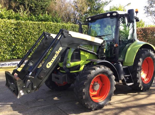 CLAAS Arion 510 CIS c w Quicke Q55 S L Loader