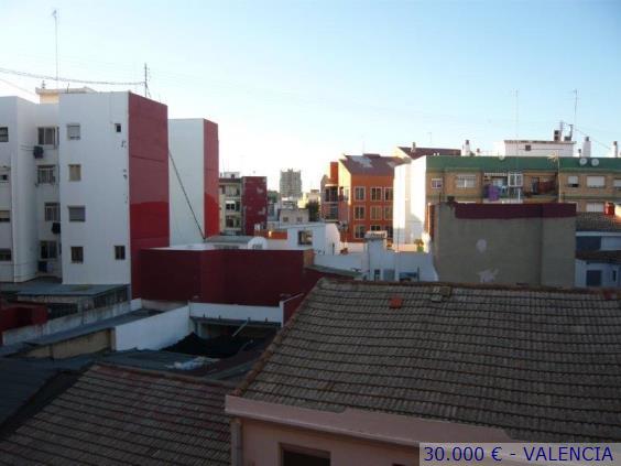 Vendo piso de 97 metros en  Valencia Capital