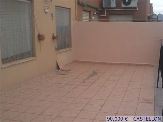 Se vende piso de 3 habitaciones en Castellón de la Plana / Castelló de la Plana