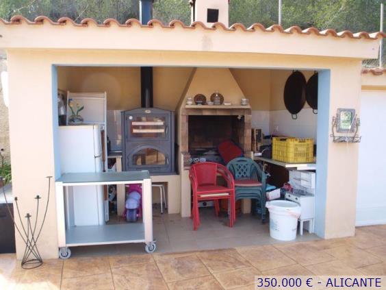 Vendo casa de 250 metros en La Nucia Alicante