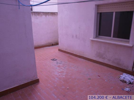 Vendo piso de 3 habitaciones en  Albacete Capital
