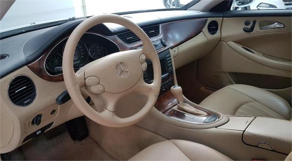 Mercedes benz clase cls 4 puertas Automático Gasolina del año 2006