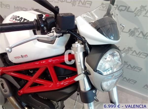 Ducati monster 796 abs del año 2014 en Valencia