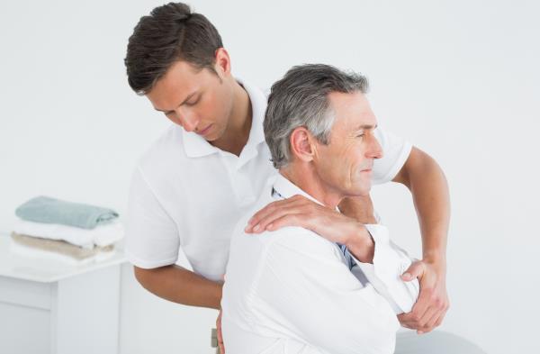  Quiropráctico, Tratamiento para el dolor de espalda